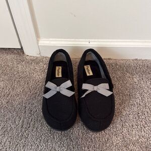 Black Slippers